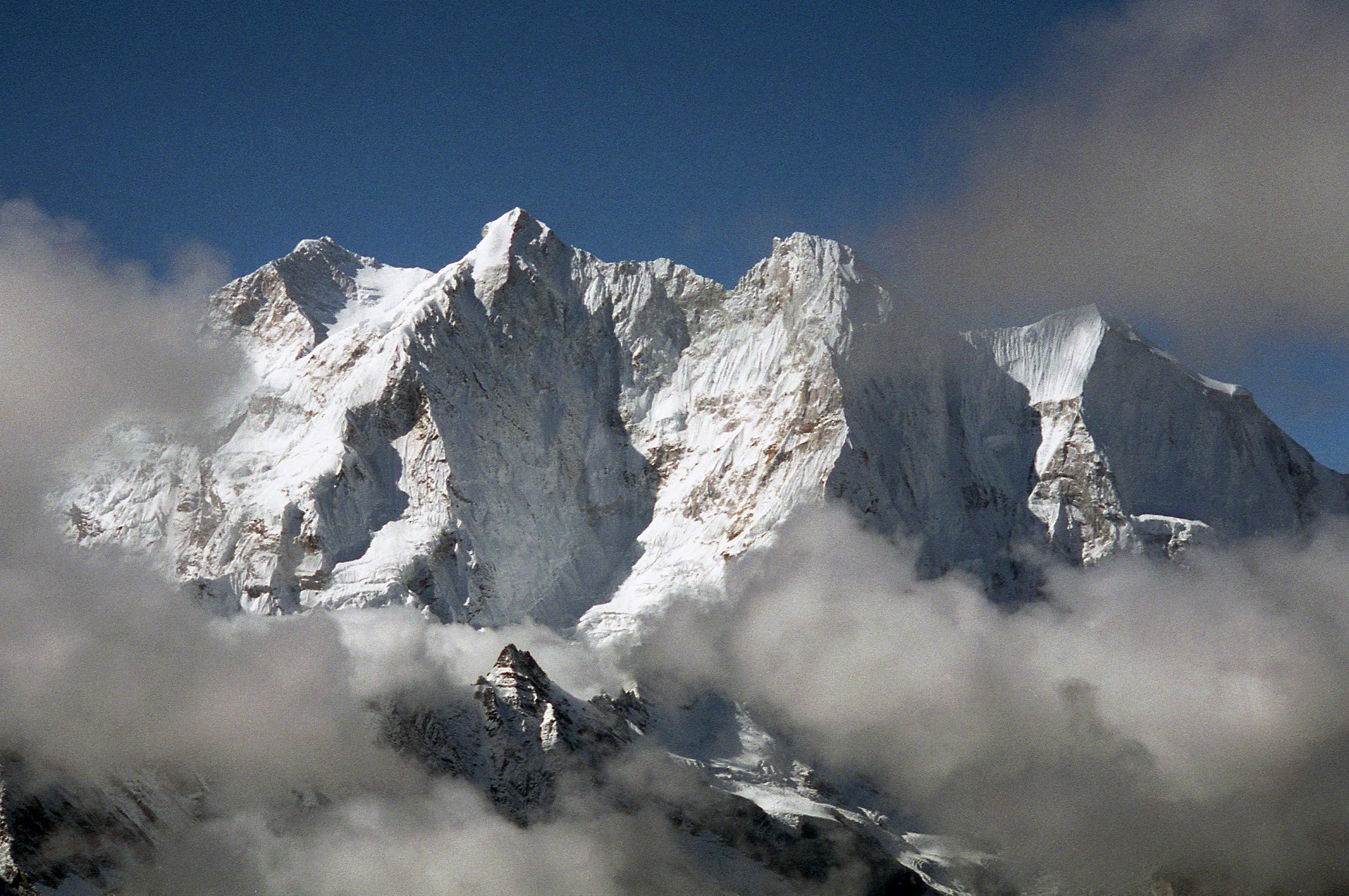 15 6 Makalu North Face And Chomolonzo From Langma La In Tibet